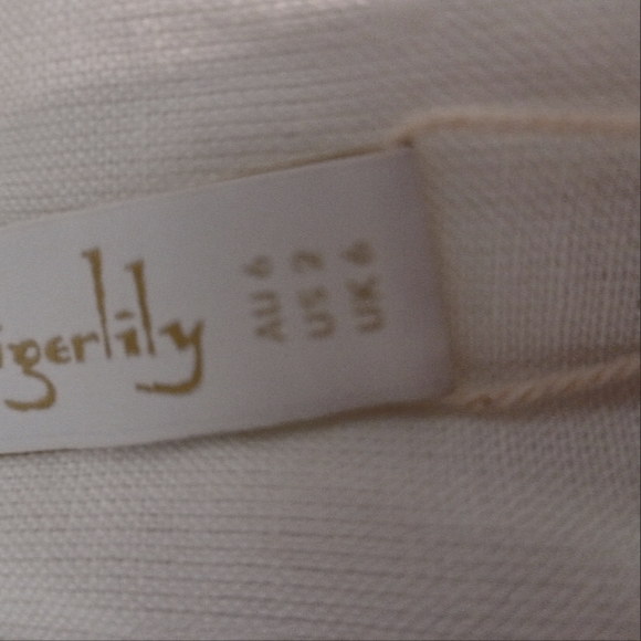 Tigerlily Tanoosa Mini dress in White size 6 - Picture 6 of 12